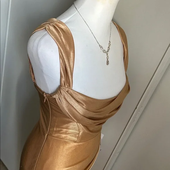 New ASOS Sleeveless Gold Sheen Cowl Neck Ruched Formal Prom Evening Dress - Picture 4 of 16